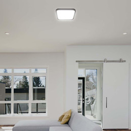 Plafon V-TAC 18W LED kwadrat 30x30cm natynkowy pilot czujnik ruchu IP44 czarny VT-8618S 4000K 1830lm