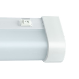 AQUATICA 15W CW 230V 150st IP44 596x46x63 BIAŁY okrągła końcówka, włącznik