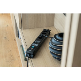Listwa zasilająca przeciwprzepięciowa Premium-Line 60.000A 4-gniazda czarny 3m H05VV-F 3G1,5 *BE*
